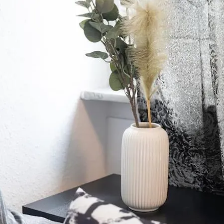 - New York In The Heart Of - Betten & Sofa - 5 Mins Station Hbf - Big Tv & Wifi - Duisburg