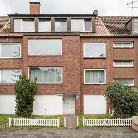 - New York In The Heart Of - Betten & Sofa - 5 Mins Station Hbf - Big Tv & Wifi - 公寓