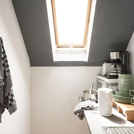 - New York In The Heart Of - Betten & Sofa - 5 Mins Station Hbf - Big Tv & Wifi - *