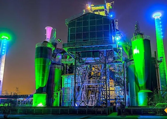 Apartment - New York In The Heart Of - Betten & Sofa - 5 Mins Station Hbf - Big Tv & Wifi -